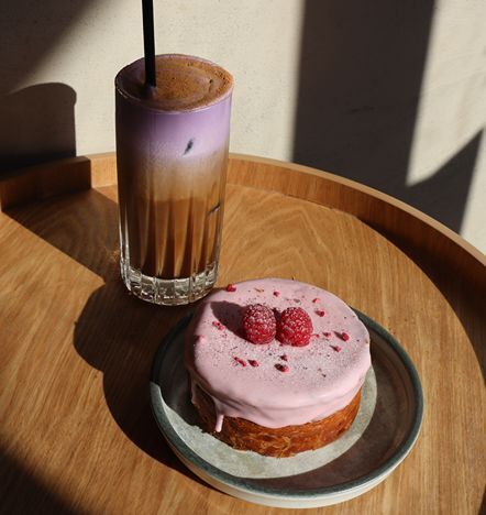 Order cakes and smoothies online from Oak Ca Phe (Birmingham)